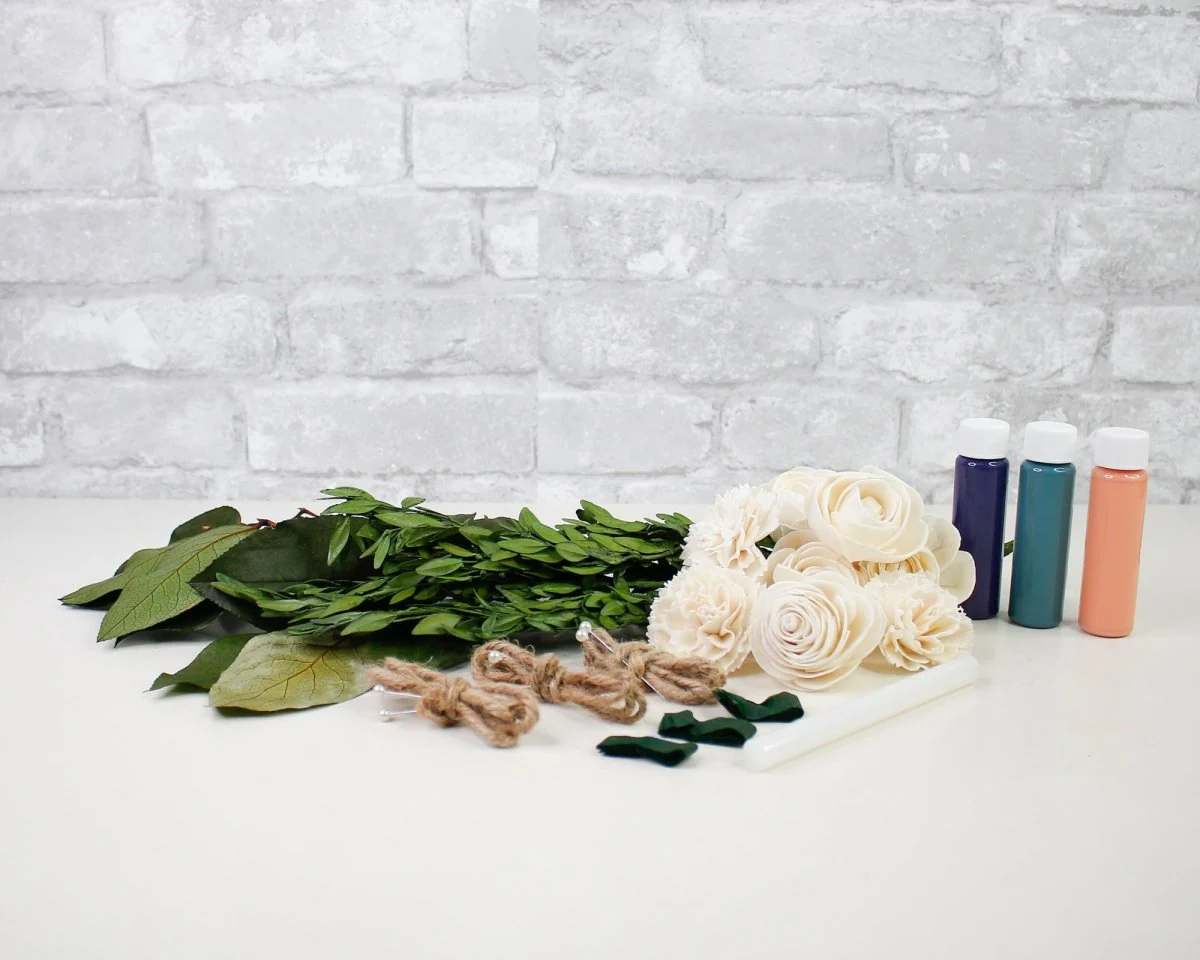 Botanical Beauty Boutonniere (Set of 3) - Image 7