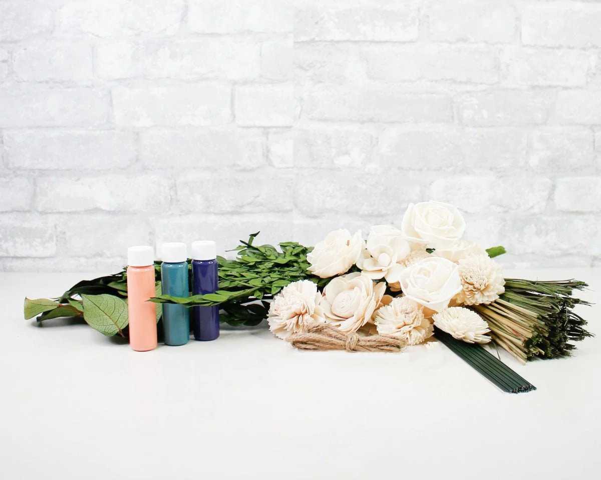 Botanical Beauty Mini Bouquet - Image 9