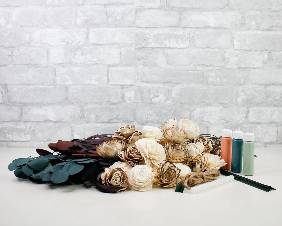 Cortez Bridesmaid Bouquet - Image 12