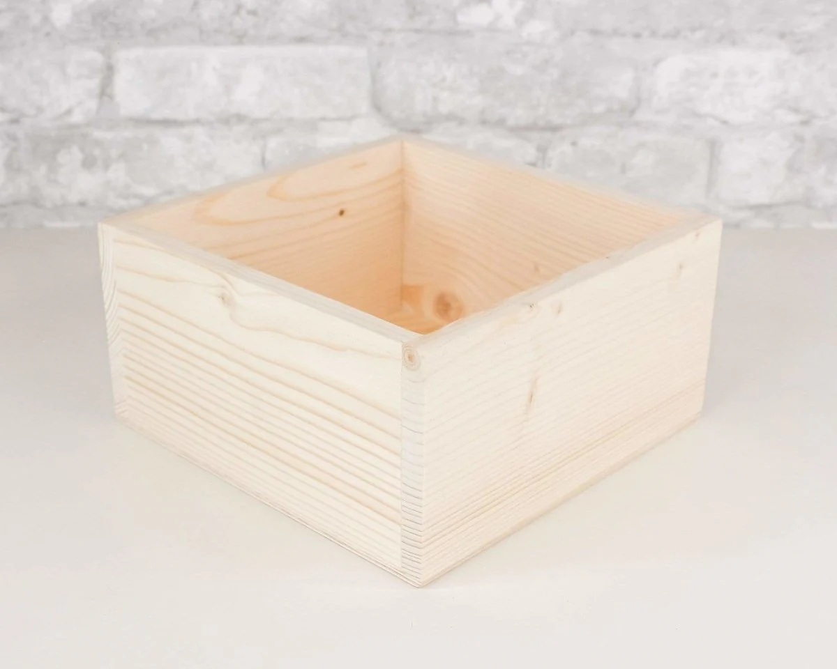 Large Square Centerpiece Box - Image 4