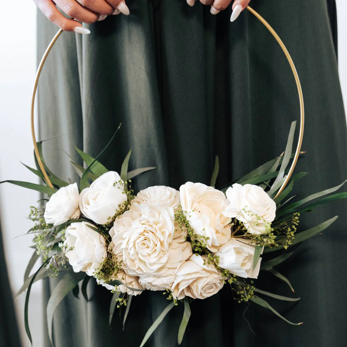 Perfect Simplicity Hoop Bouquet* - Image 2