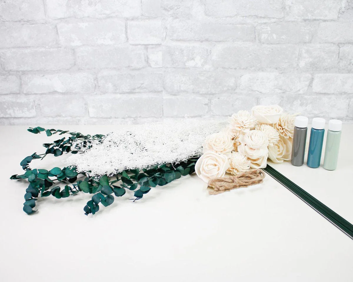 Tie The Knot Mini Bouquet* - Image 10