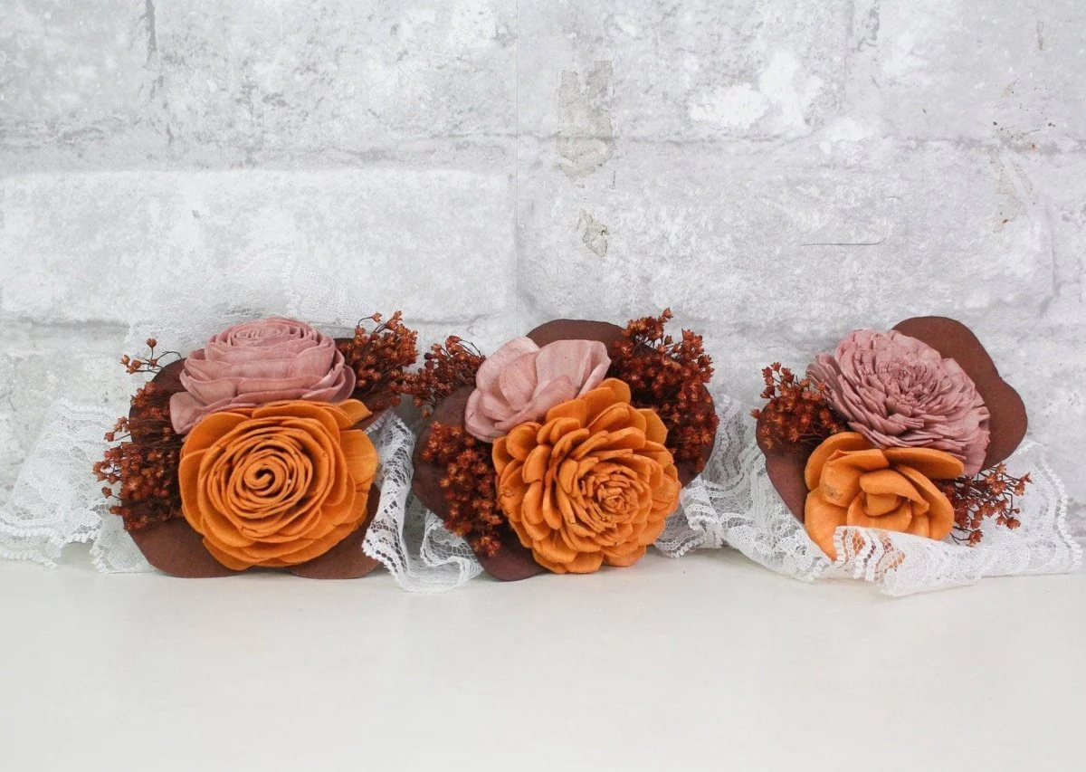Wanderlust Corsage (Set Of 3) - Image 2